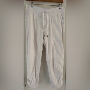 Lululemon Women’s Dance Studio Cropped Pants